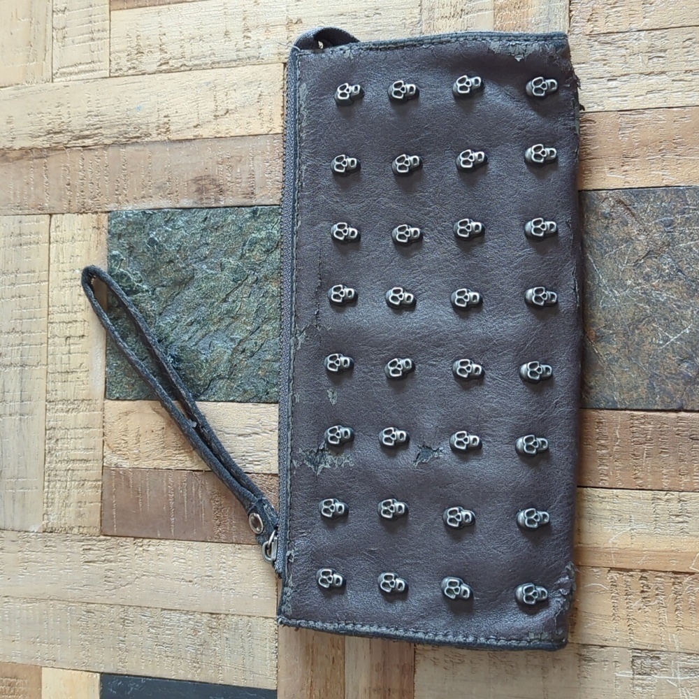 Skull 💀 Wallet - Picture 2 of 3
